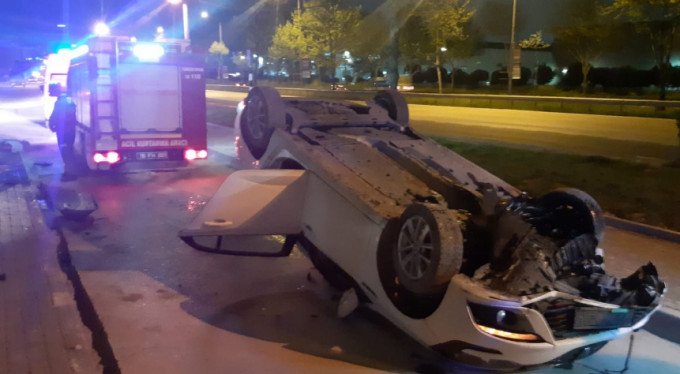 Bursa'da kontrolden çıktı, taklalar attı!