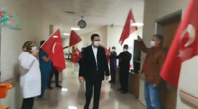 Bursa'da alkışlarla taburcu edildi!