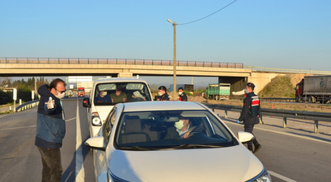 Bursa'da jandarma virüs kontrolü yaparken buldu