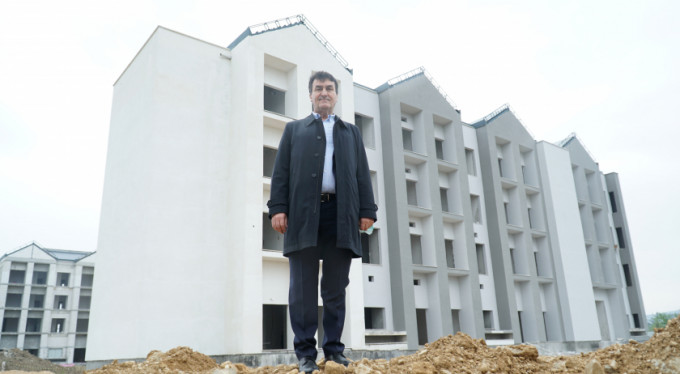 Korona vizyon projeleri durduramadı!