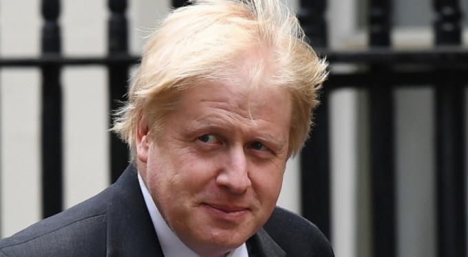 Görevine geri döndü!