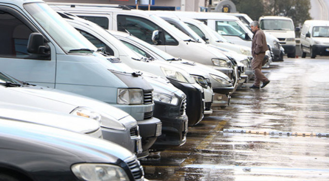 İkinci el araç satışları dibi gördü!