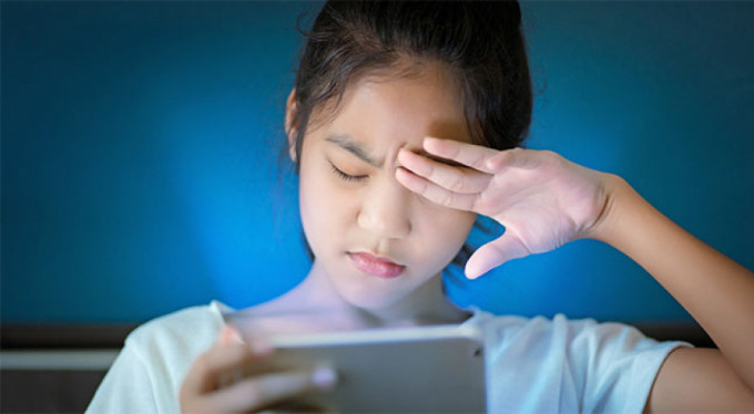 Karantinada çocuğunuzun gözlerini korumanın 9 ipucu