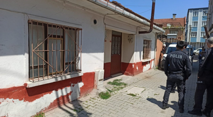 Bursa'da esrarengiz ölüm!