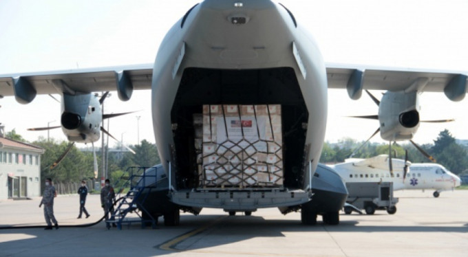 Türkiye'nin yardımı ABD'ye ulaştı!