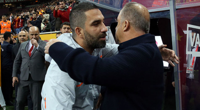 İspanyollar duyurdu! Arda Turan...