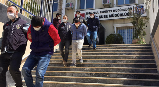 'Pes' dedirten hırsızlık!