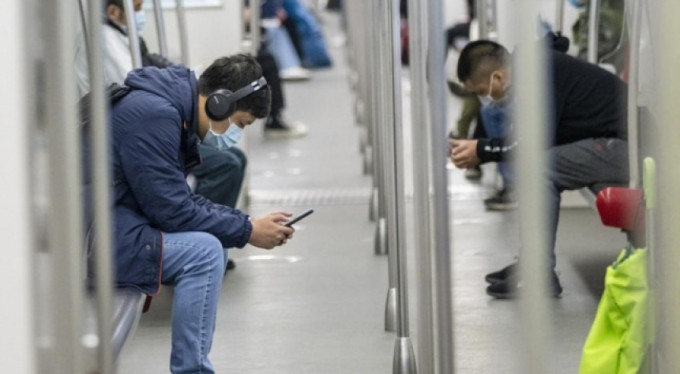 Maskenin fiyatı belli oldu!