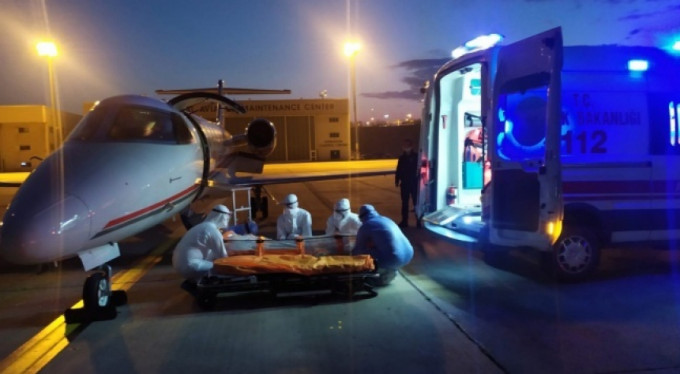 Sudan'daki Türk, tedavi için Türkiye'ye getirildi!