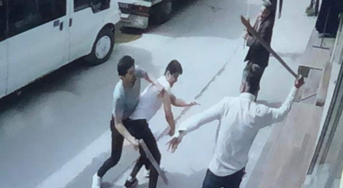 Bursa'da taşlı sopalı kavga! 4 yaralı 10 gözaltı