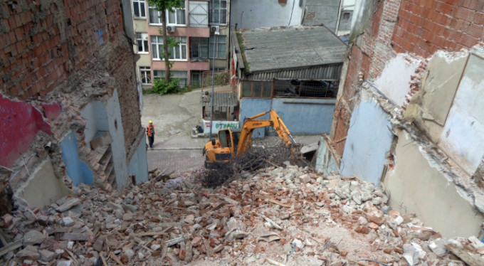 Osmangazi'de metruk bina kalmayacak