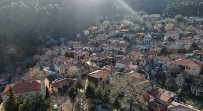 Bu köyde fotoğraf çekmek parayla!