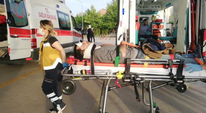 Bursa'da feci kaza! 3 yaralı