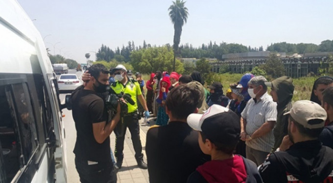 14 kişilik araçtan bakın kaç kişi çıktı!