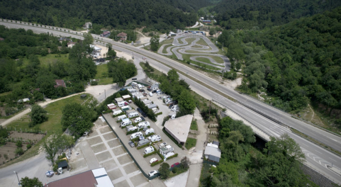 Bursa'da aylardır orada yaşıyorlar!