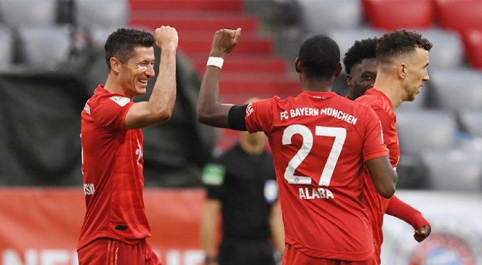 Bayern Münih farklı kazandı!