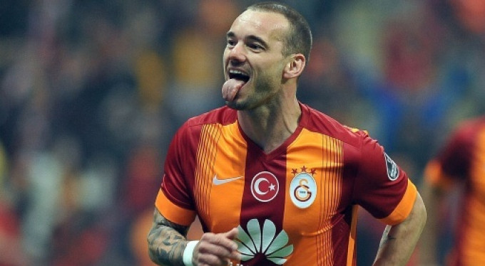 Sneijder'e sürpriz mesaj