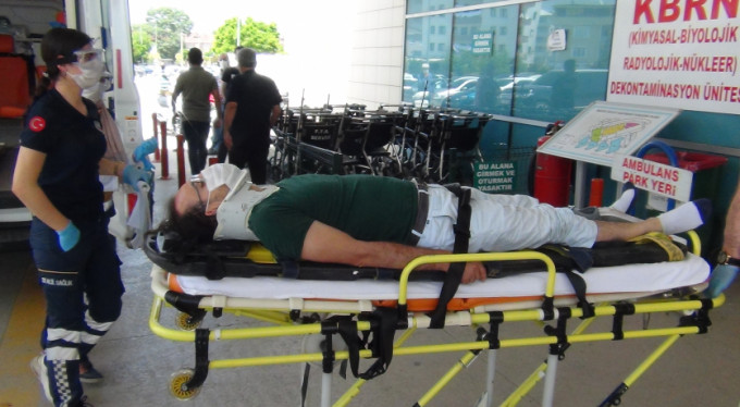 Bursa'da kafa kafaya çarpıştılar!