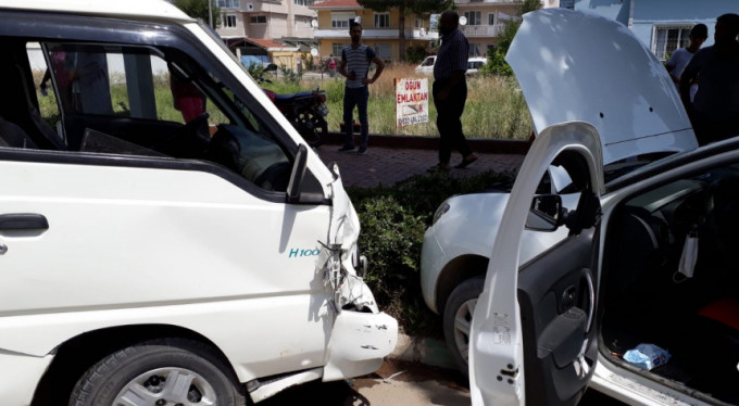 Bursa'da feci kaza! 7 yaralı