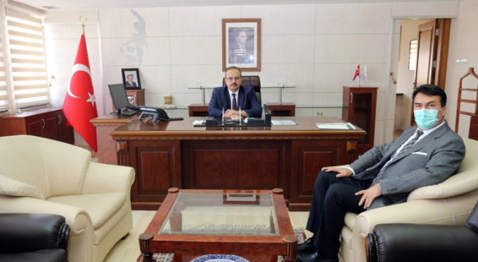 Dündar'dan Vali Canbolat'a ziyaret