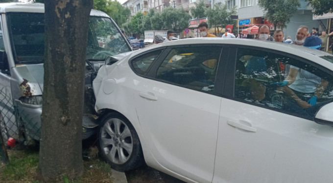 Bursa'da ölümden saniyelerle kurtuldular!