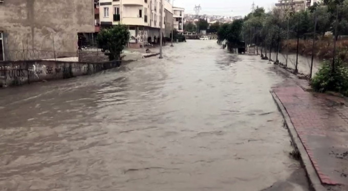 İstanbul'da sel felaketi!