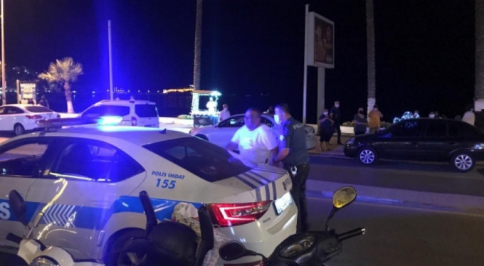 Yine hesap ödemedi, yine gözaltına alındı