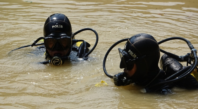 Bursa'da balık adamlar devrede!