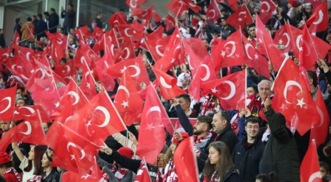 Sporseverlere göre maçlar seyircili olmalı