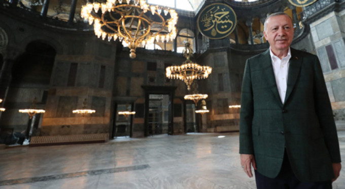 Erdoğan Ayasofya Camii'ne sürpriz ziyaret!
