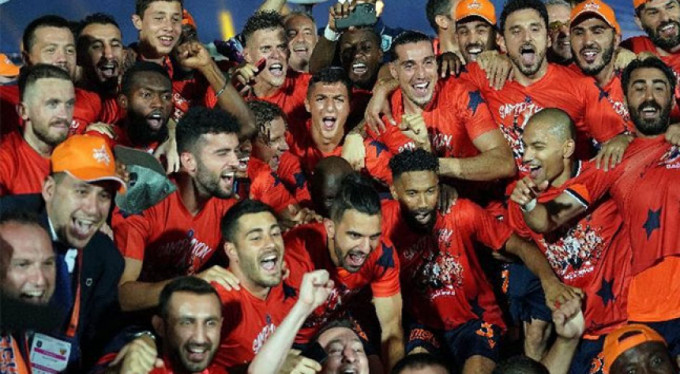 İstikrarın sonu şampiyonluk oldu