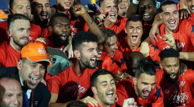 13 futbolcu ilk kez şampiyonluk yaşadı