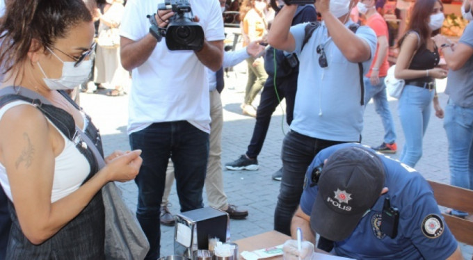 Maske takmayanlara tek tek ceza!