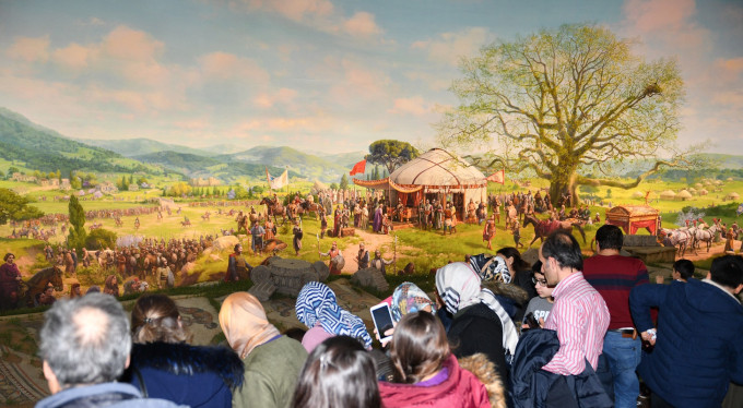 Bursa'da 800 bin kişi tarih yolculuğuna çıktı