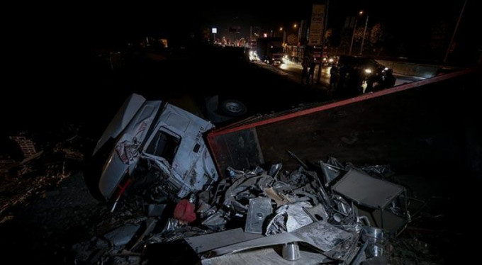 Bursa'da feci kaza! 1'i ağır 2 yaralı