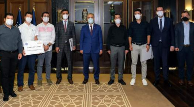 Bursa için fikir ürettiler ödülü kaptılar