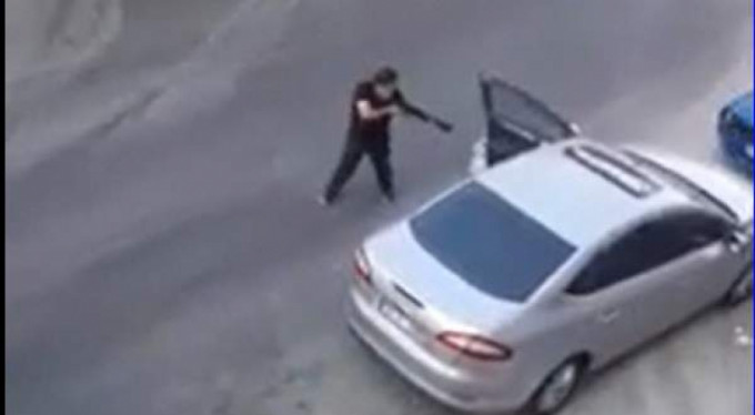 Trafik ışıklarında pompalı dehşet