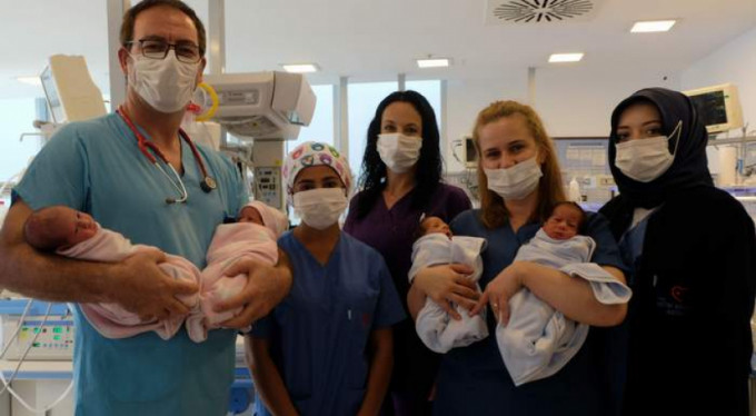 Bursa'da dördüz bebek sevinci