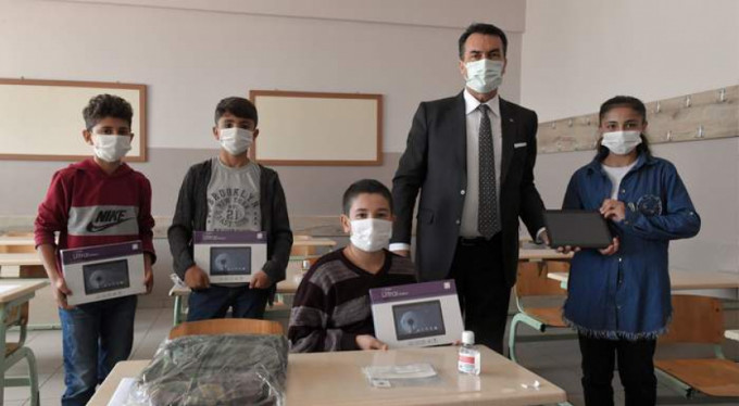 Mustafa Dündar sözünü tuttu