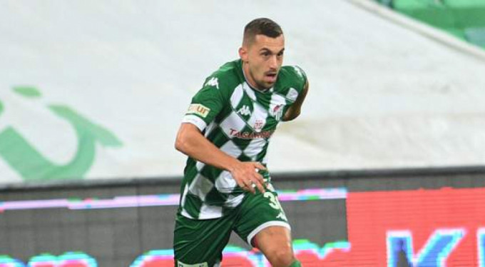 Bursasporlu genç yıldızdan büyük fedakarlık