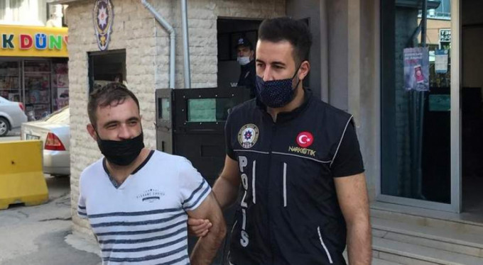 Uyuşturucu satıcısı paketlendi