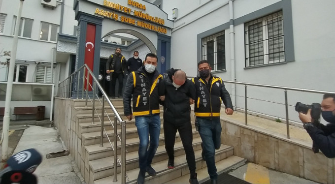 Bursa'daki sahte içki faciasıyla ilgili 2 şüpheli tutuklandı