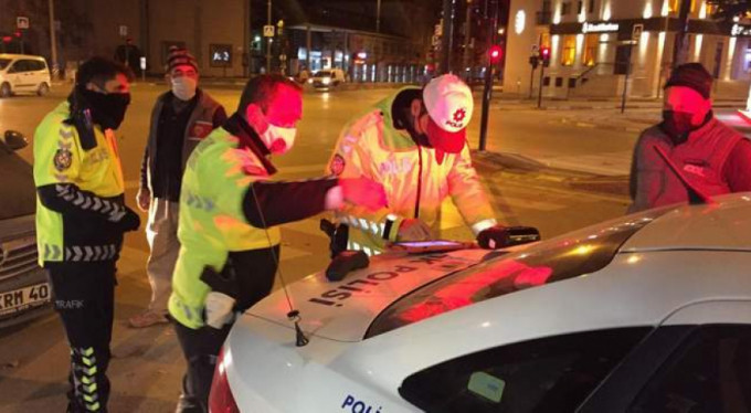 Hem ehliyetsiz hem alkollü