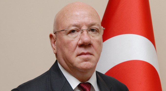 Kolaylı: "Basının sorunları kanun&icirc; düzenlemelerle çözülmeli"