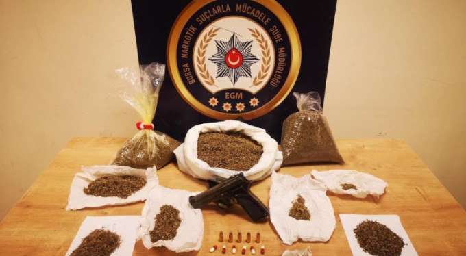 15 kilo uyuşturucu ele geçirildi