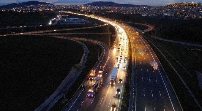 Bursa-İzmir-İstanbul otoyoluna bakım onarım ayarı