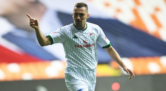 Burak Altıparmak asist krallığını zorluyor