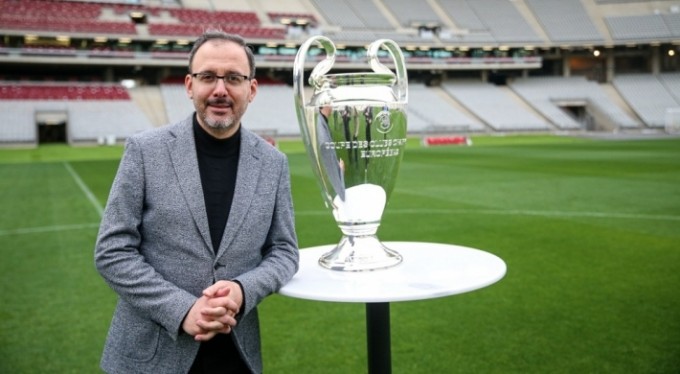 Bakan Kasapoğlu: "UEFA Şampiyonlar Ligi Finali'ne hazırız"