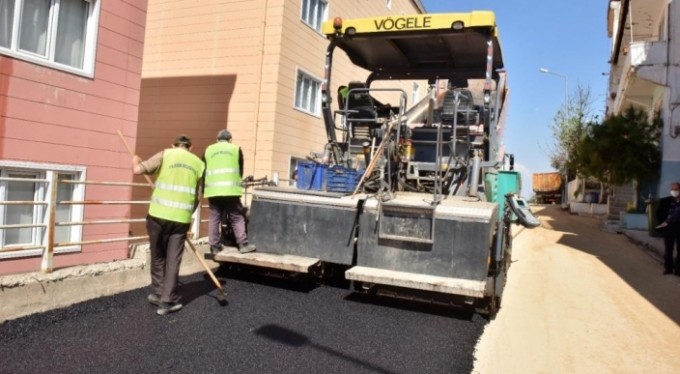 Yıldırım'da yollar yenileniyor