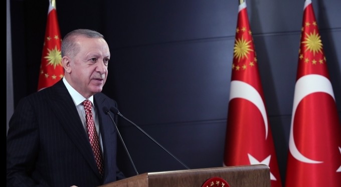 Milyonlar nefesini tuttu, tam kapanma olacak mı?